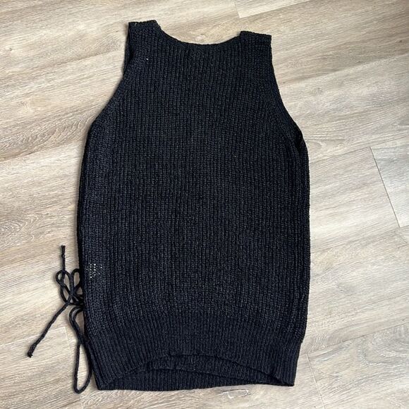 NWT Wrap Tank Top Various Sizes S and XL - Picture 4 of 4